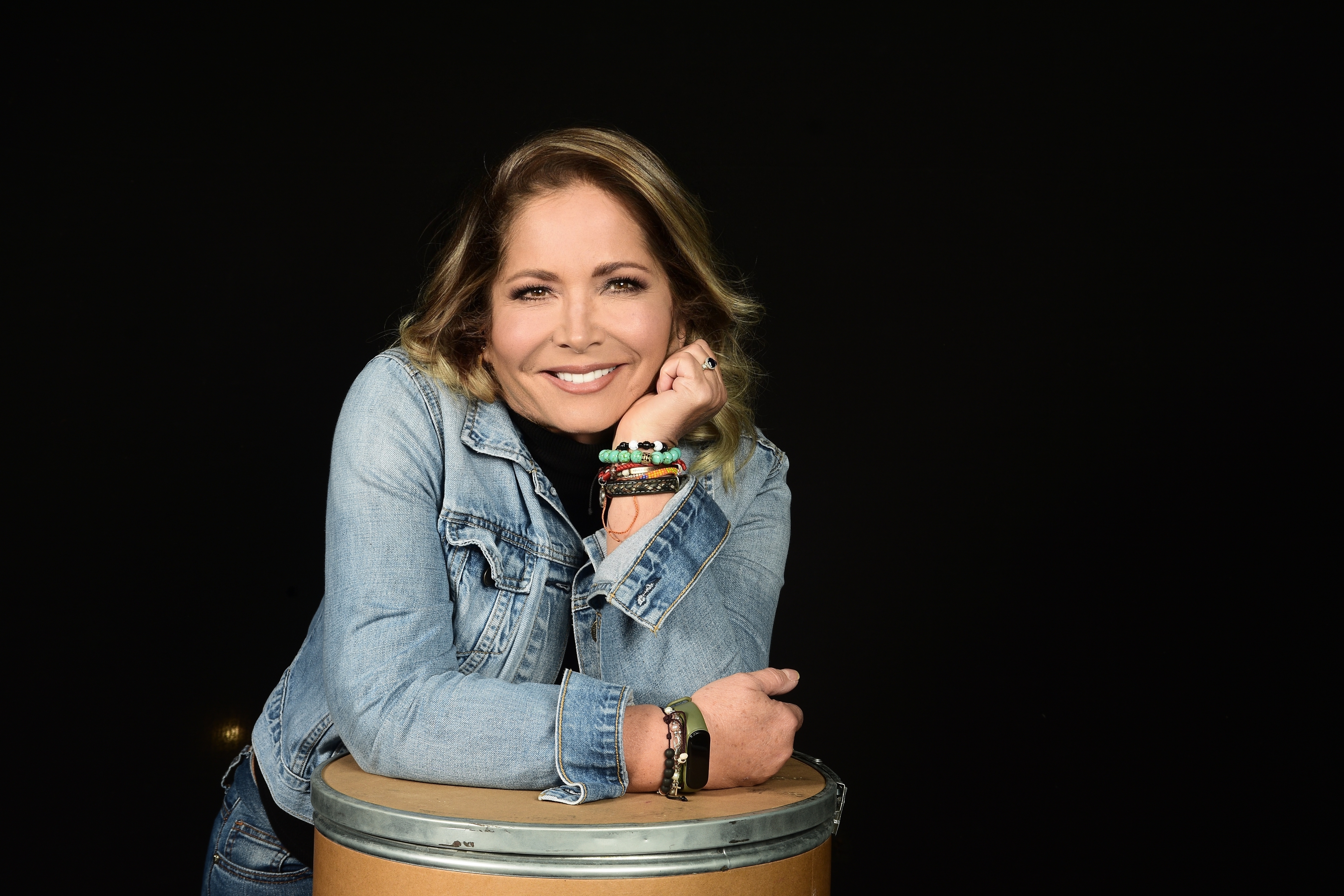 Después de una larga y exitosa trayectoria en la televisión colombiana, Marta Liliana Ruiz vive un nuevo capítulo en su vida personal y profesional fuera del país.