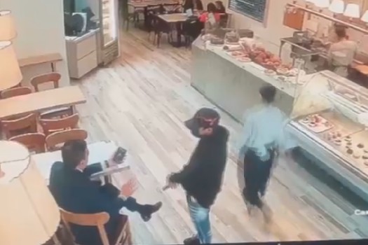 Asalto con arma en restaurante del norte de Bogotá: ladrón se llevó un reloj