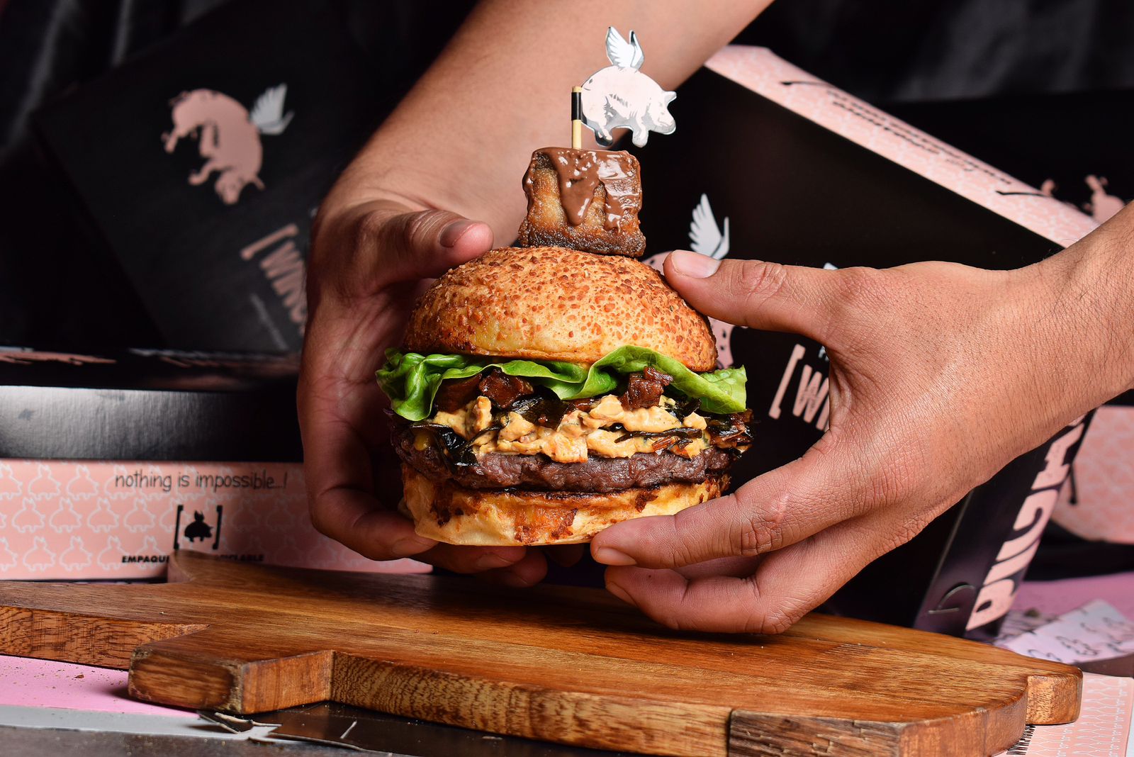 Burger Master 2023: “La Gladiadora”, un homenaje a la textura del chicharrón