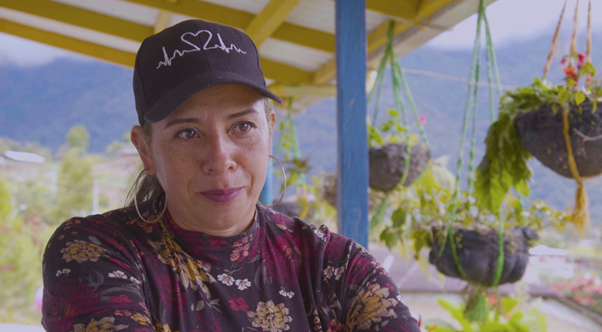 Mariela López pasó de tener 17 niños a cerca de 80 en la escuela de la vereda Llano Grande, en Dabeiba, Antioquia.