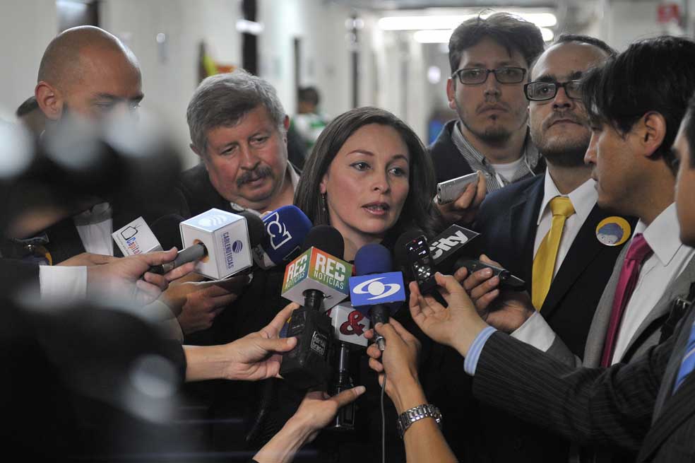 Alba Reyes, madre de Sergio Urrego, en los juzgados de Paloquemao. /Gustavo Torrijos