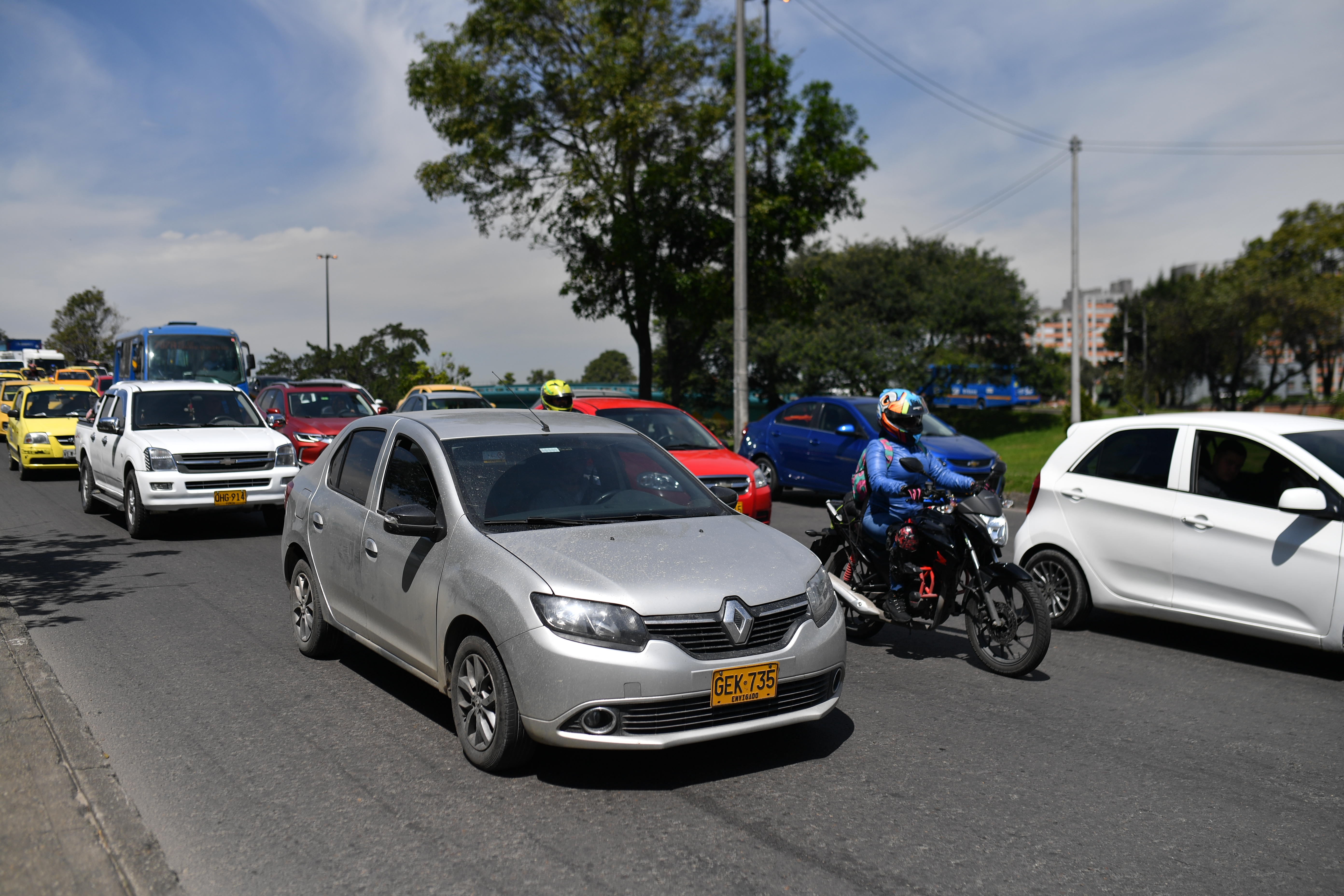 Placas de carro y moto: ¿dónde deben ubicarse según la ley?