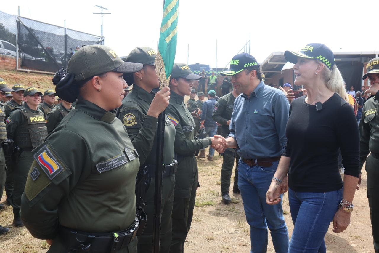 Policías
