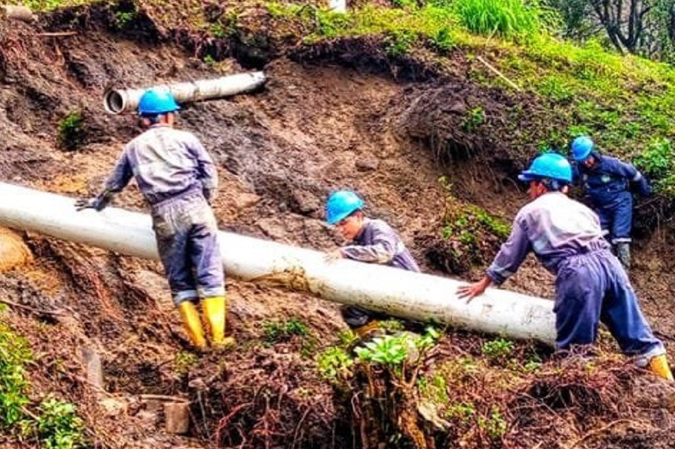Por derrumbe, más de 12 mil personas están sin agua en Barbosa, Santander