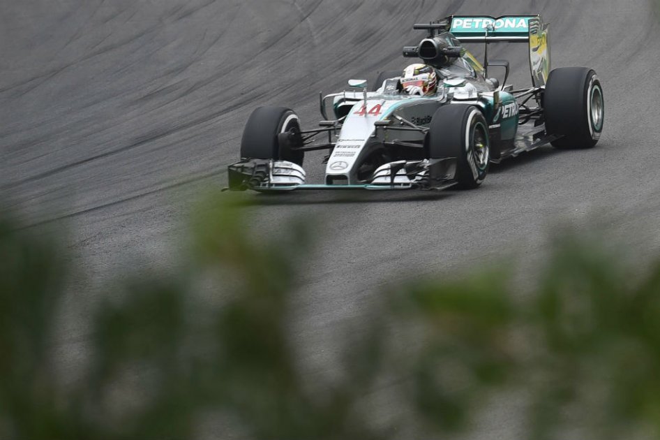 Lewis Hamilton lideró los primeros entrenamientos en el GP de Brasil. Foto: AFP