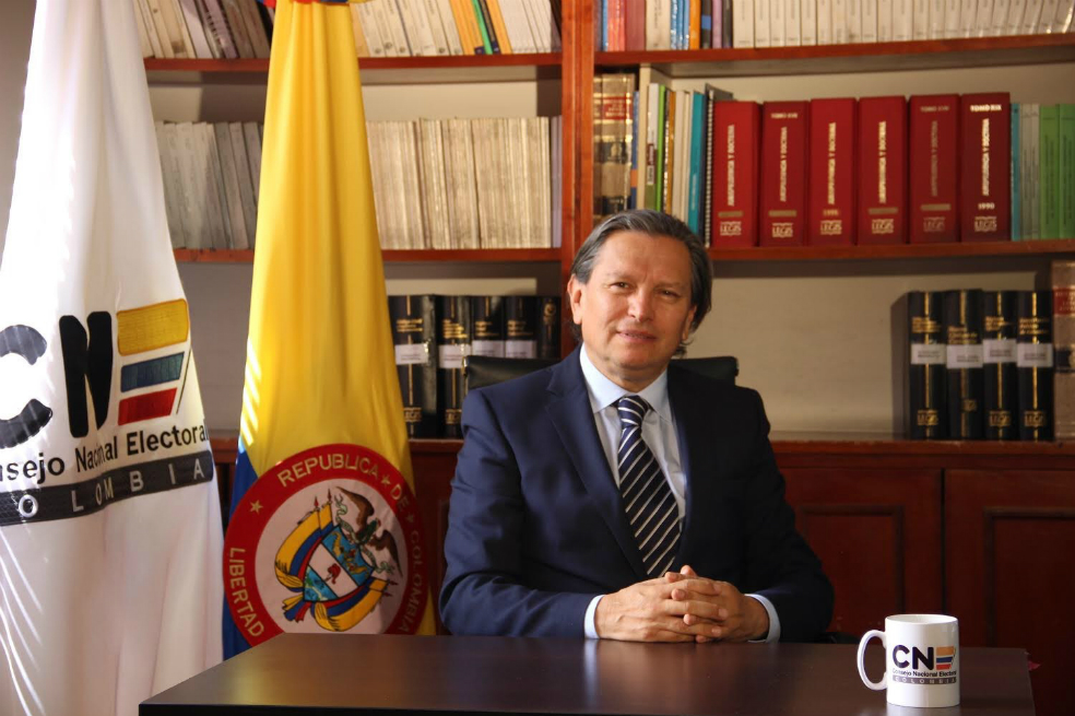 ¿Por qué el magistrado Novoa se opuso a archivar investigación contra Zuluaga?