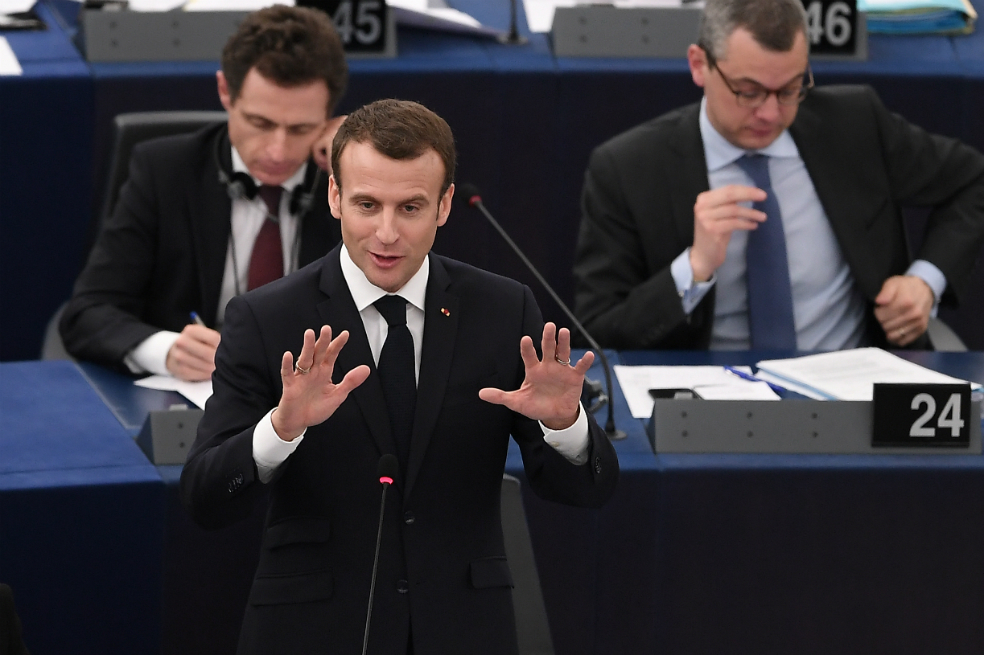 Macron defiende que intervención en Siria se hizo en «un marco legítimo»