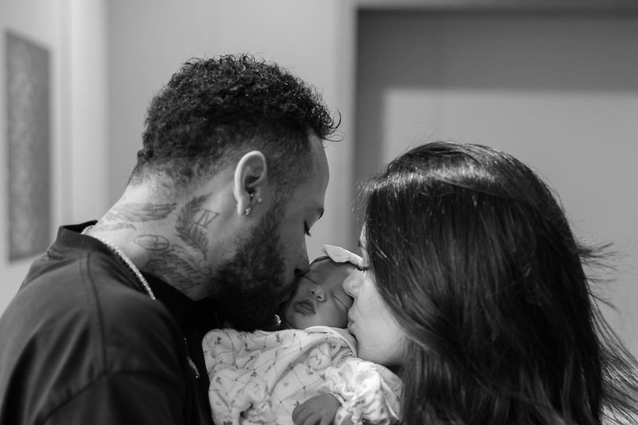 Casa de la novia de Neymar fue robada: los padres fueron rehenes ¿Qué se sabe?