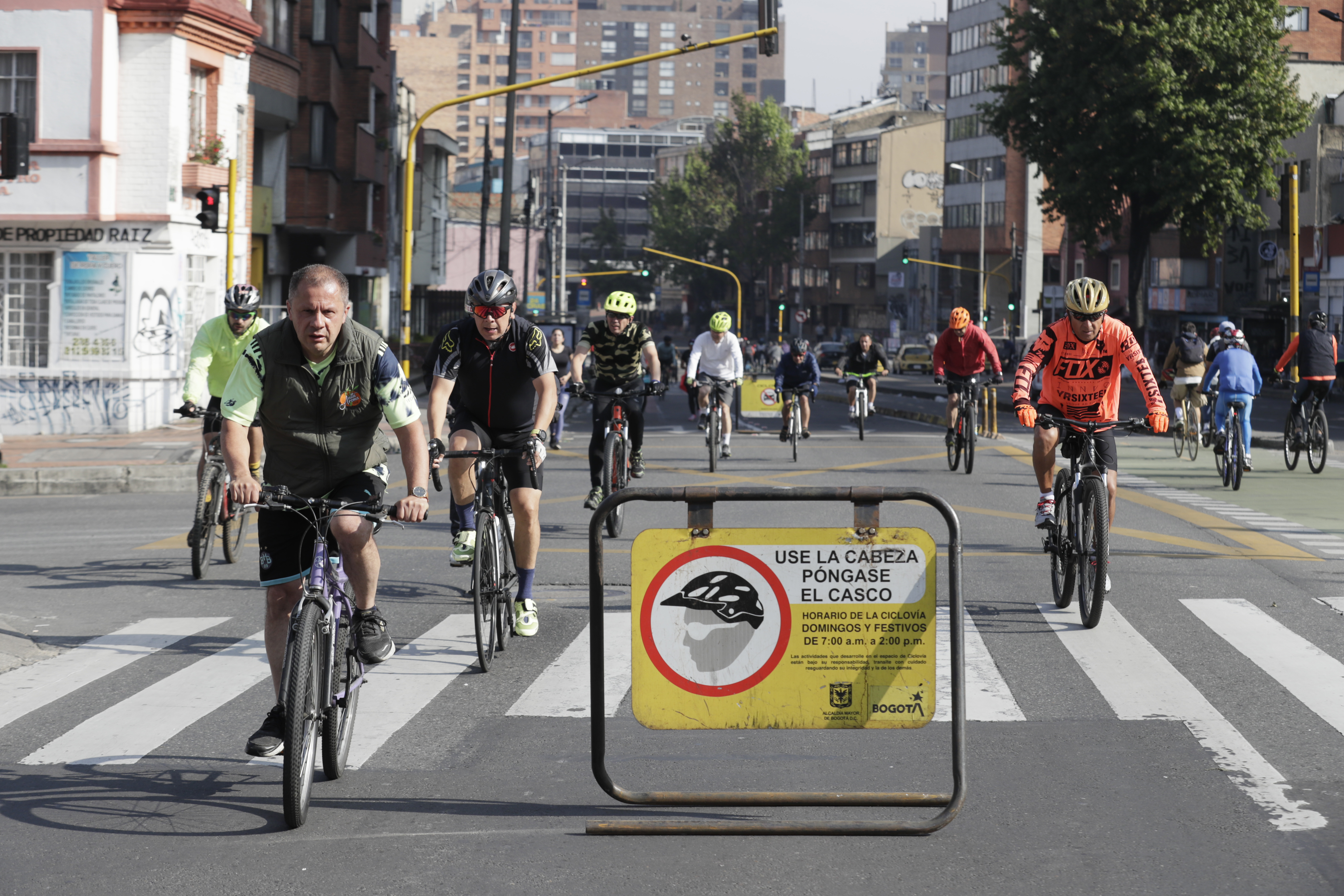 Bogotá completa ciclovía de 17 horas y espera confirmación de Récord Guinness