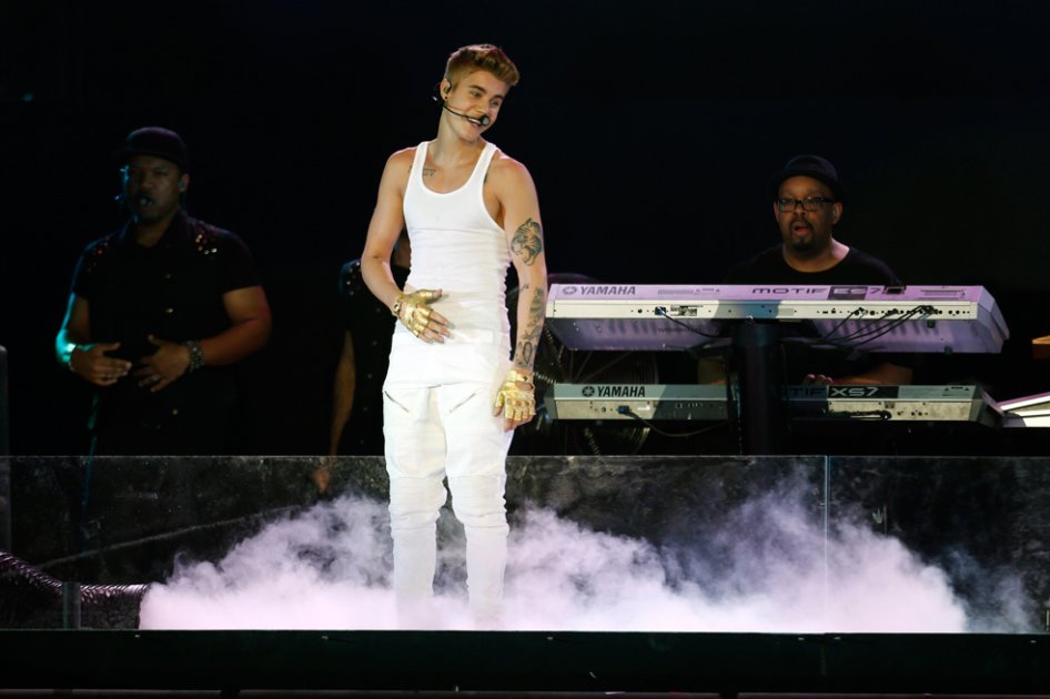 Justin Bieber no es culpable de golpear a paparazzi