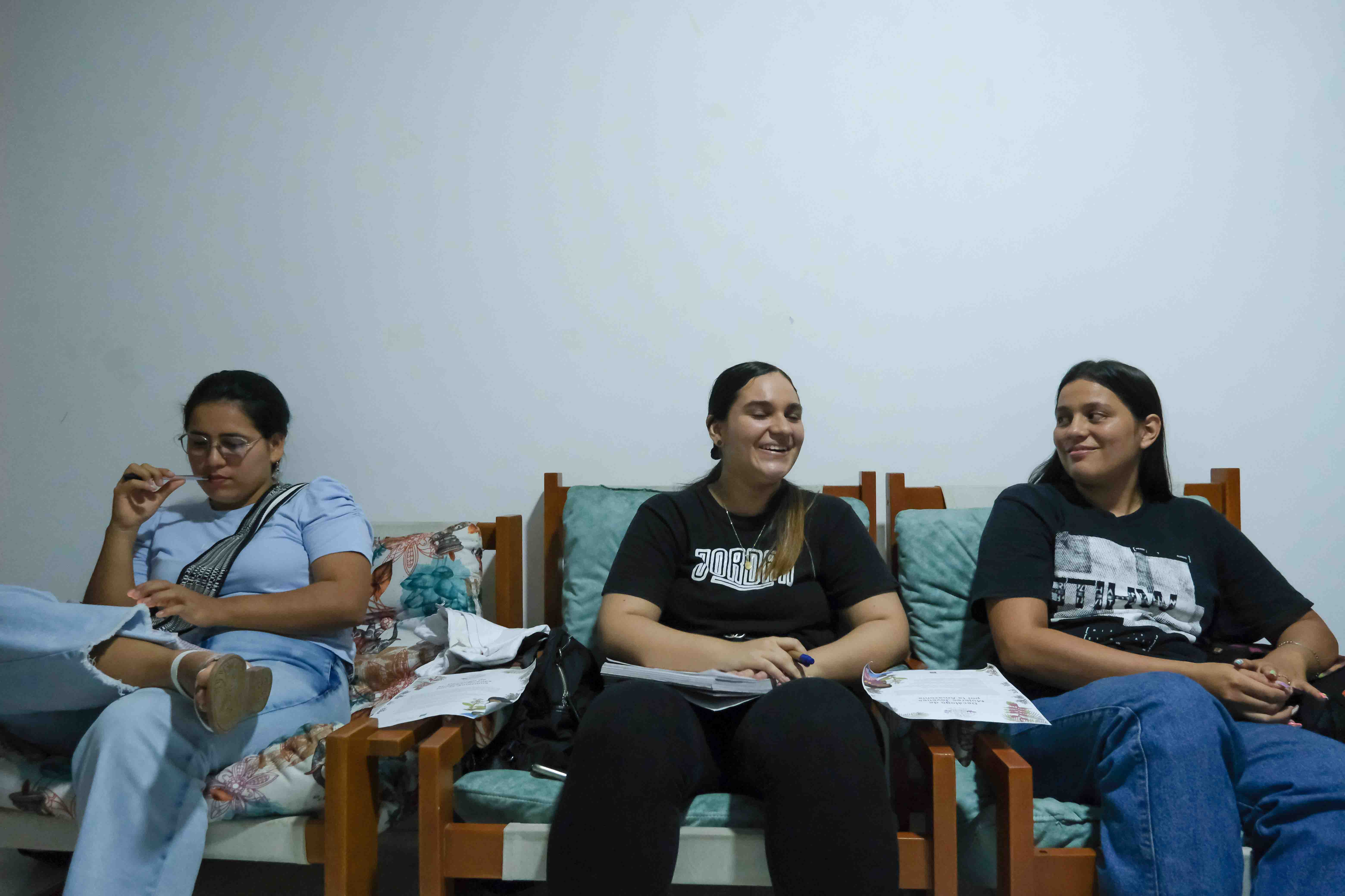 Mujeres integrantes de Funmapaz en su sede en Florencia, Caquetá