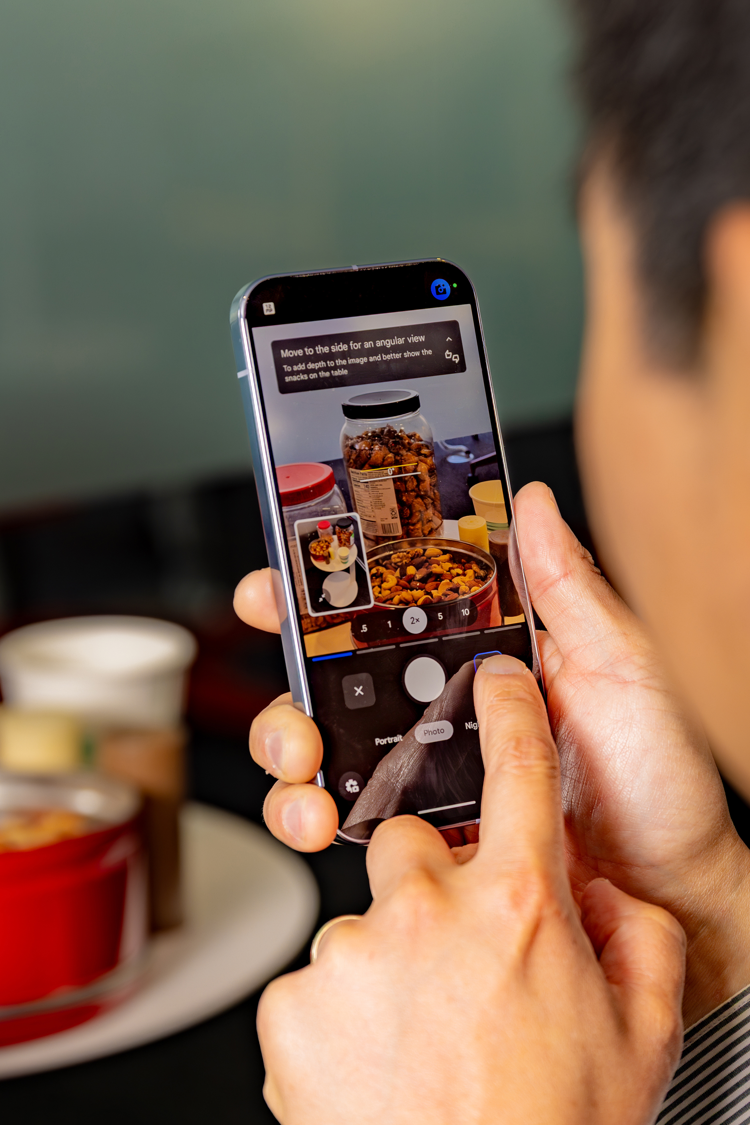 Pixel 10 Pro: el smartphone que ahorra tiempo usando IA (si da sus datos)