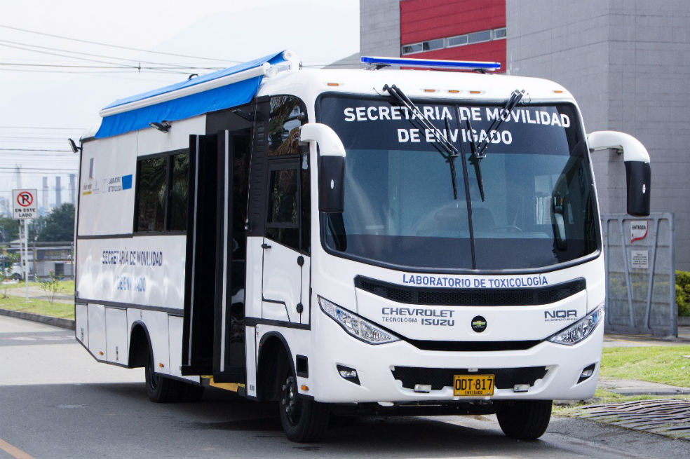 Envigado implementa laboratorio móvil para detectar conductores ebrios