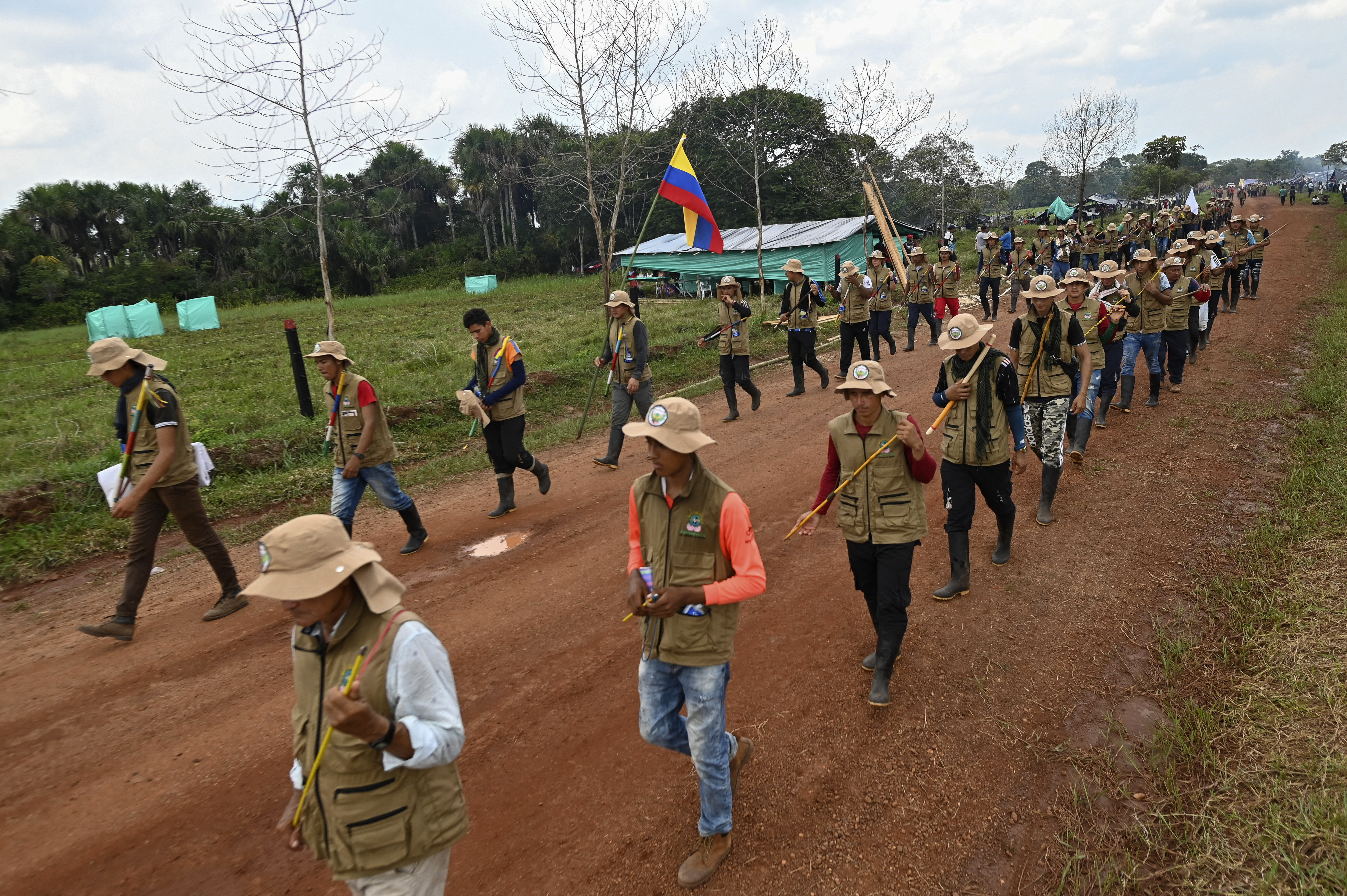 La guardia campesina exigió participación directa en la mesa de negociación y afirmaron ver con esperanza y optimismo este proceso con el Estado Mayor Central.