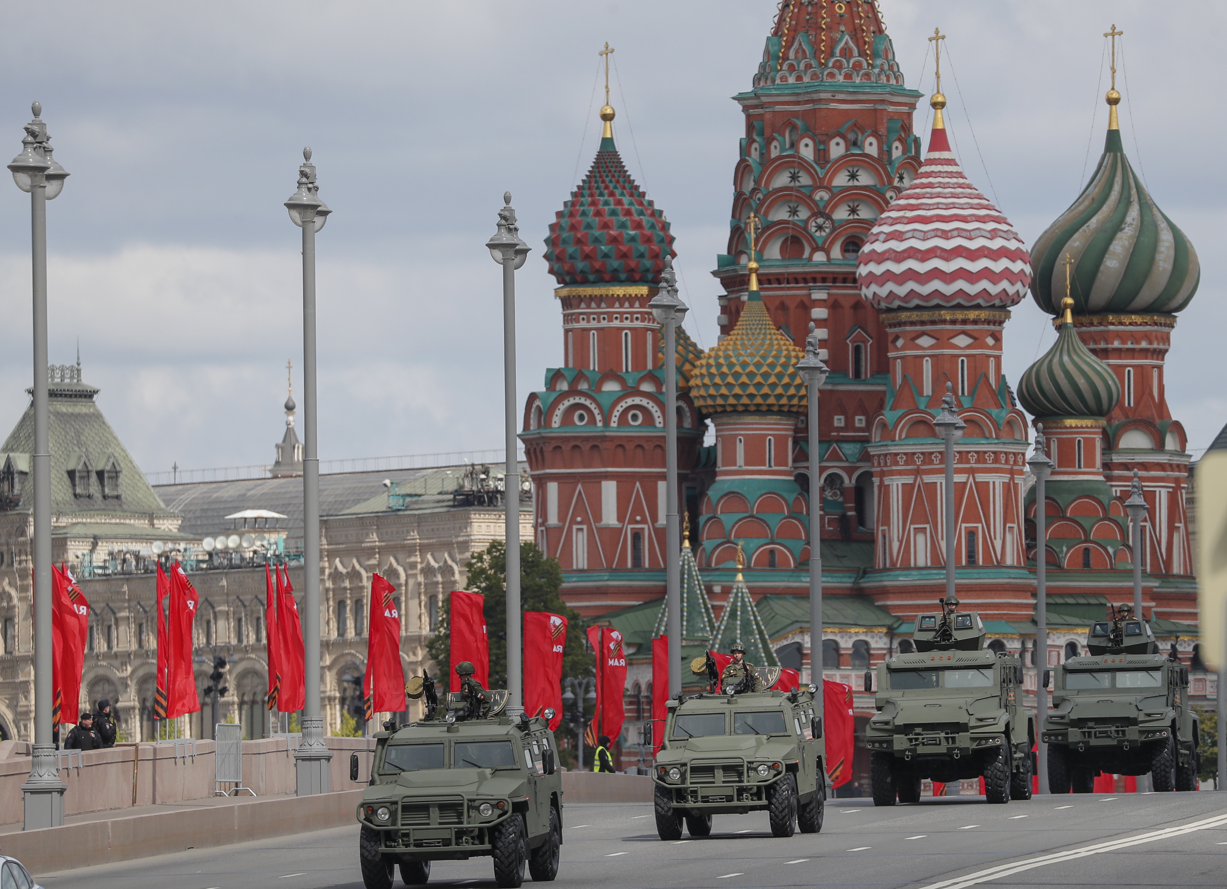 Los temores en vísperas del Día de la Victoria: así se preparan Rusia y Ucrania