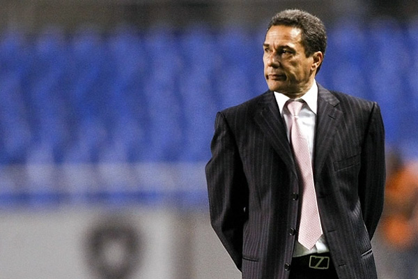 Técnico de Gremio no podrá dirigir frente a Santa Fe en Copa Libertadores