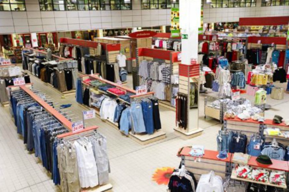 Los economistas han interpretado estos datos a la baja del comercio como una señal de cautela de los consumidores estadounidenses.