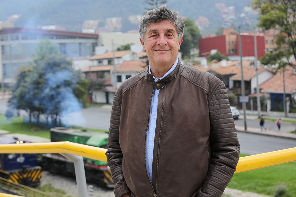 La otra cara de Juan Ángel: voluntario, gestor cultural y escritor. “Todos somos políticos”