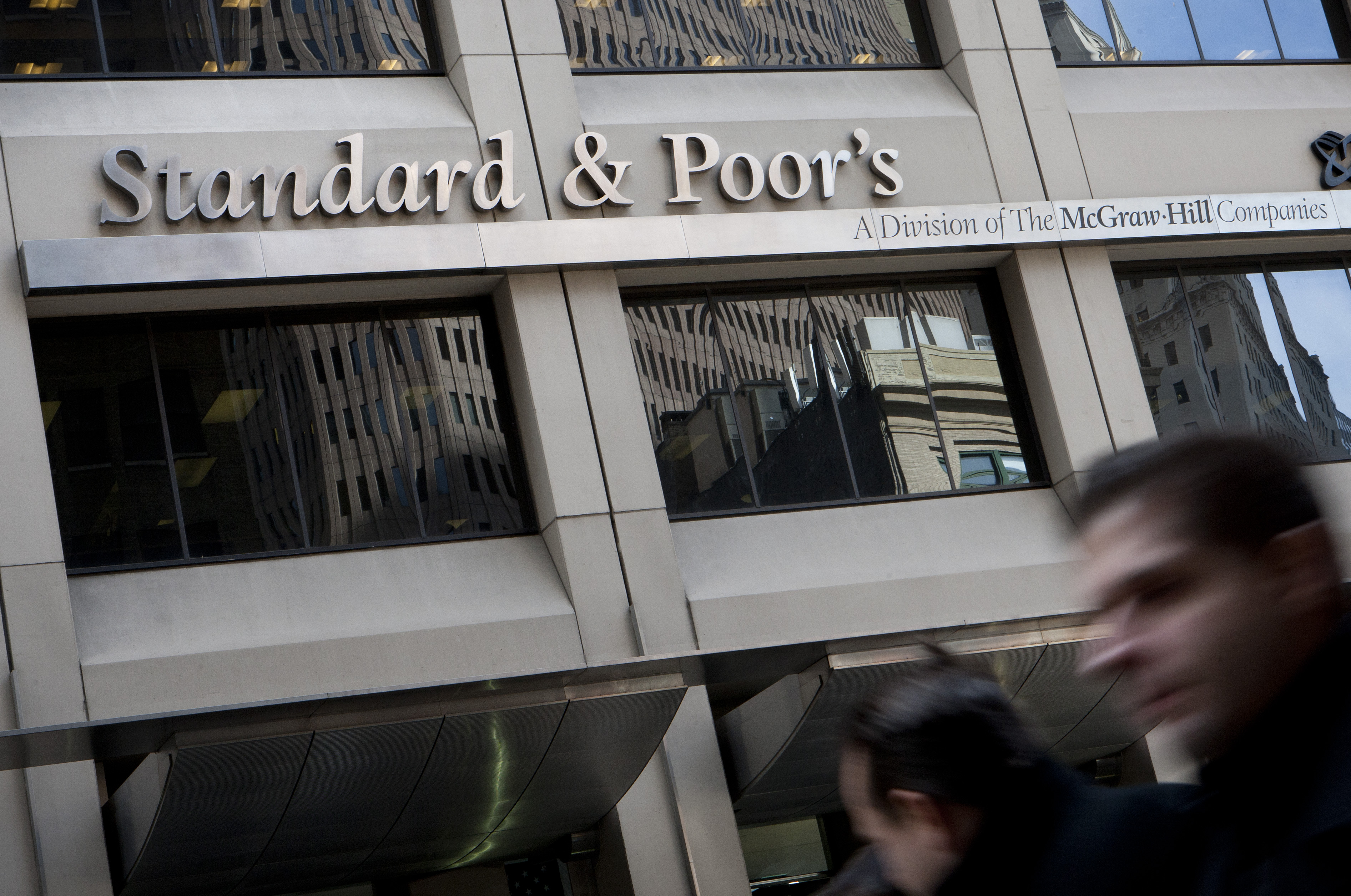 Standard and Poor’s mantiene calificación y dice que el país crecerá 4,6 % en 2022