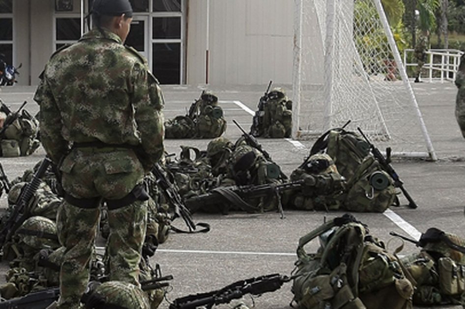 Confirman liberación de 36 militares retenidos en Argelia, Cauca, tras muerte de campesino