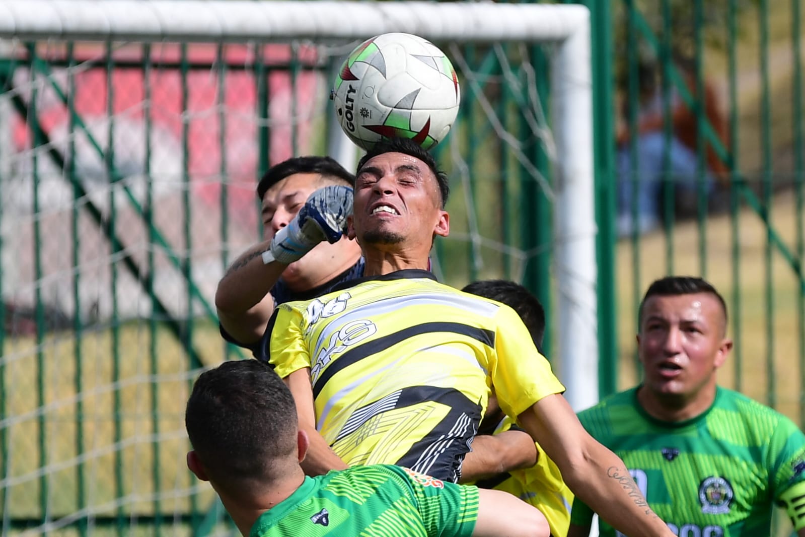 La jornada inició a las dos de la tarde y se jugaron varios partidos.