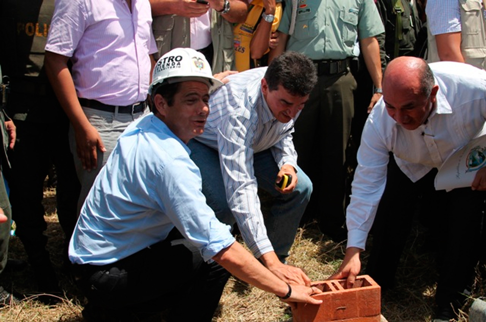 De las 100 mil viviendas gratis ya están en construcción 17 mil