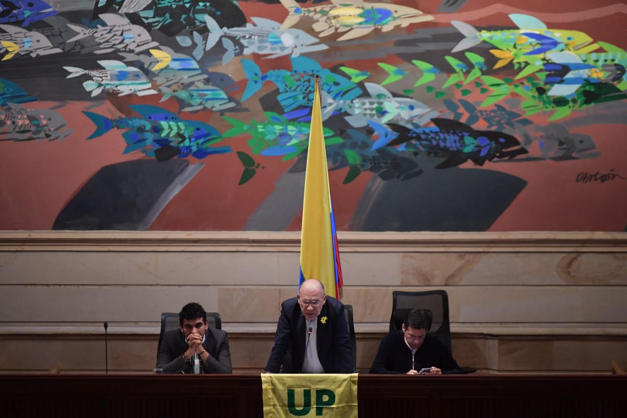 En sesión solemne, Congreso conmemoró genocidio a la UP