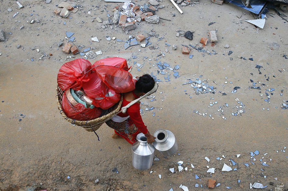ONU advierte del «dramático impacto» del nuevo temblor en Nepal y de la escasa ayuda