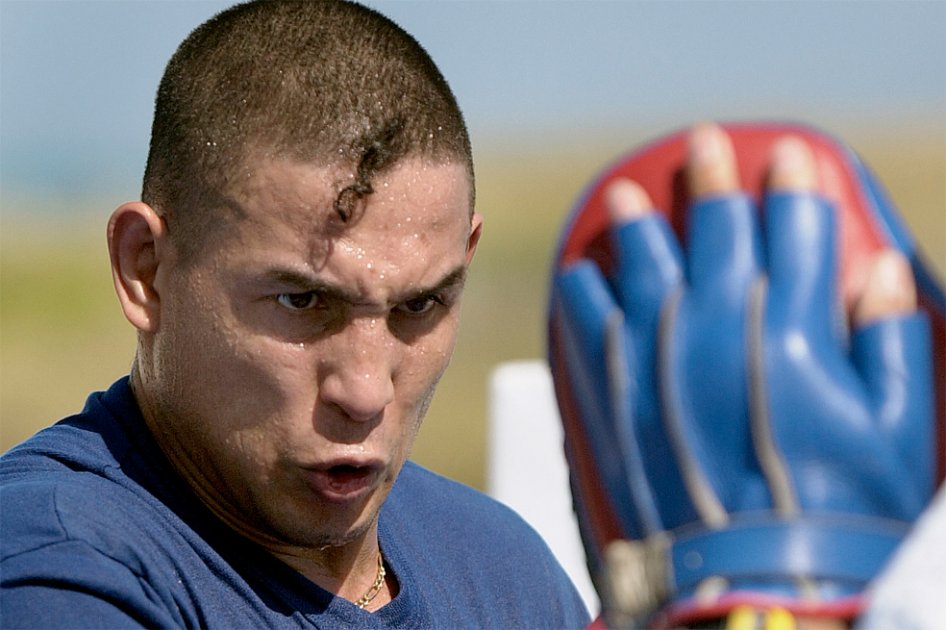 ‘Macho’ Camacho seguirá conectado al respirador pese a muerte cerebral