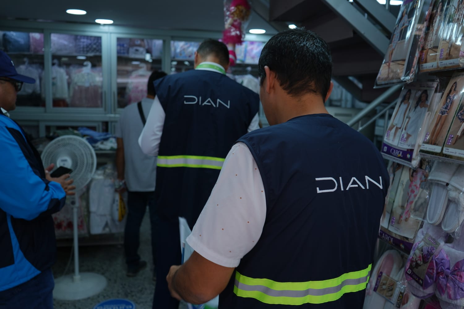 DIAN visitará comercios para verificar el uso de la facturación electrónica