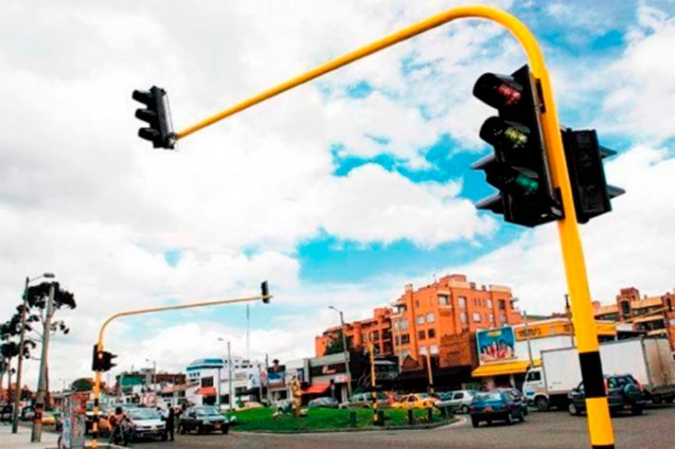 Galán anuncia que quitará varios semáforos en la avenida Boyacá: ¿cómo funcionará?