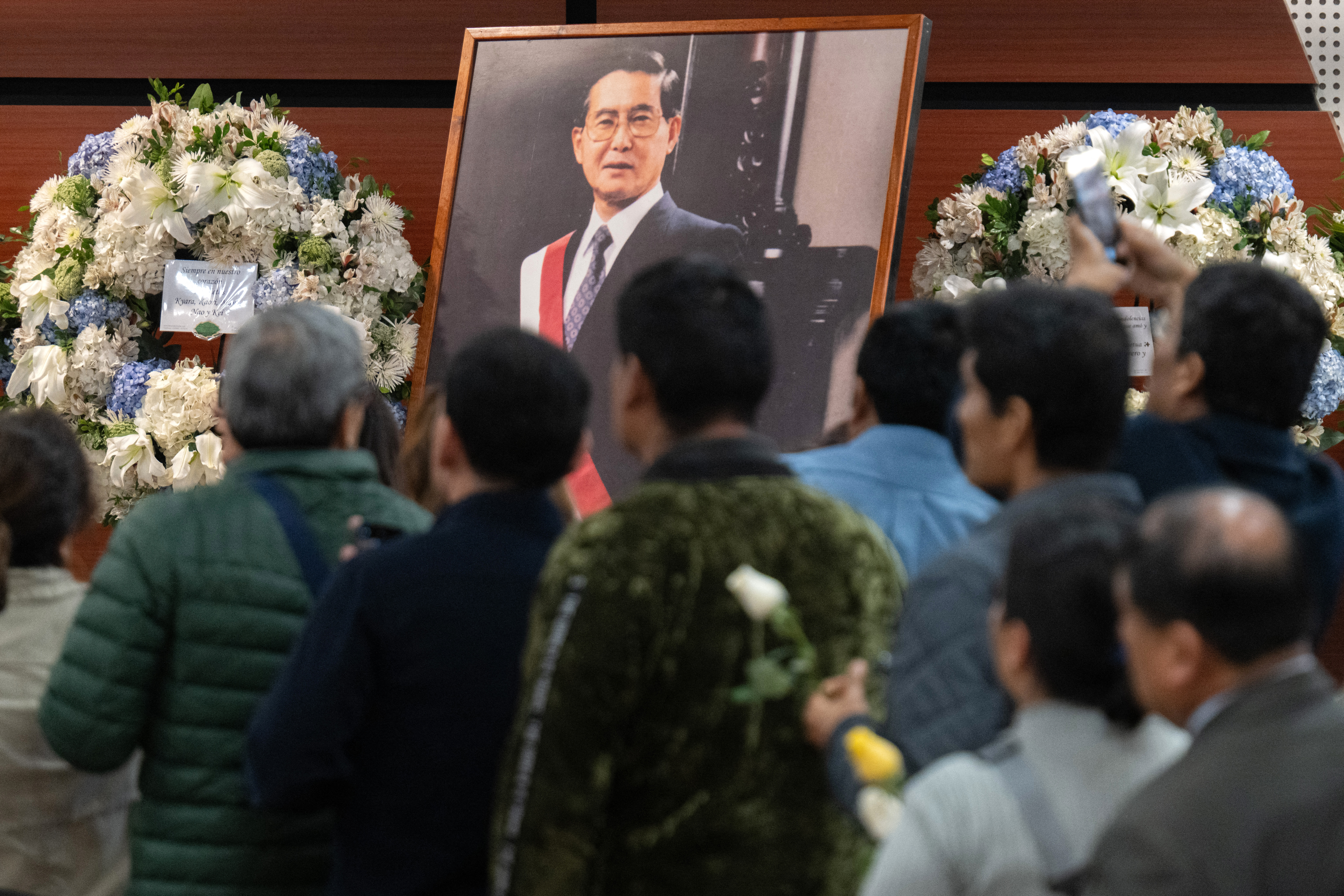 Perú rinde honores a Fujimori, condenado por crímenes contra la humanidad