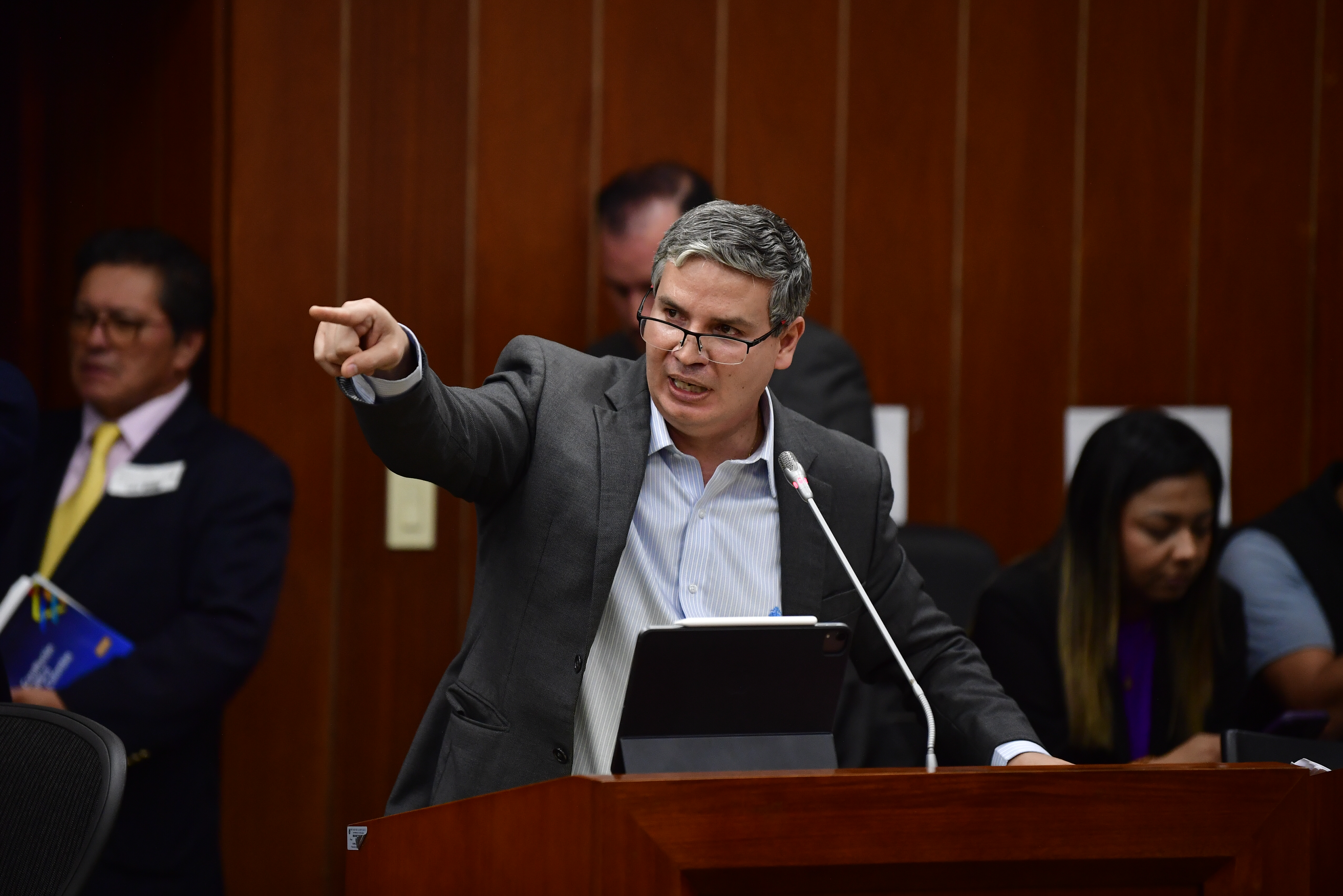 Senador del Partido de la U durante el debate de la Reforma Laboral realizado en la Comisión Cuarta – Senado de la República