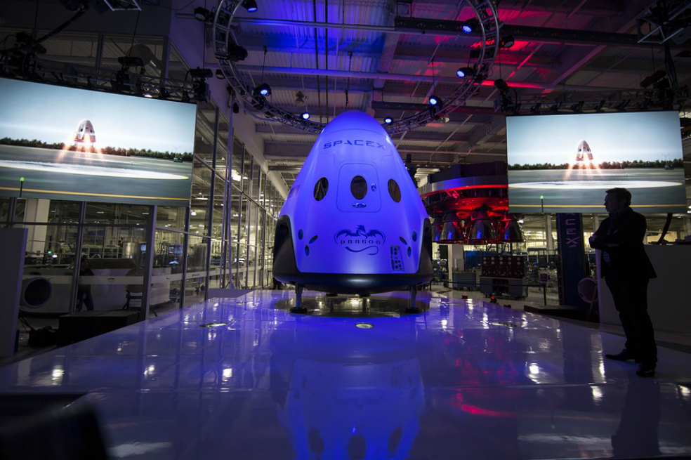 Primer viaje turístico a la Luna será en 2018