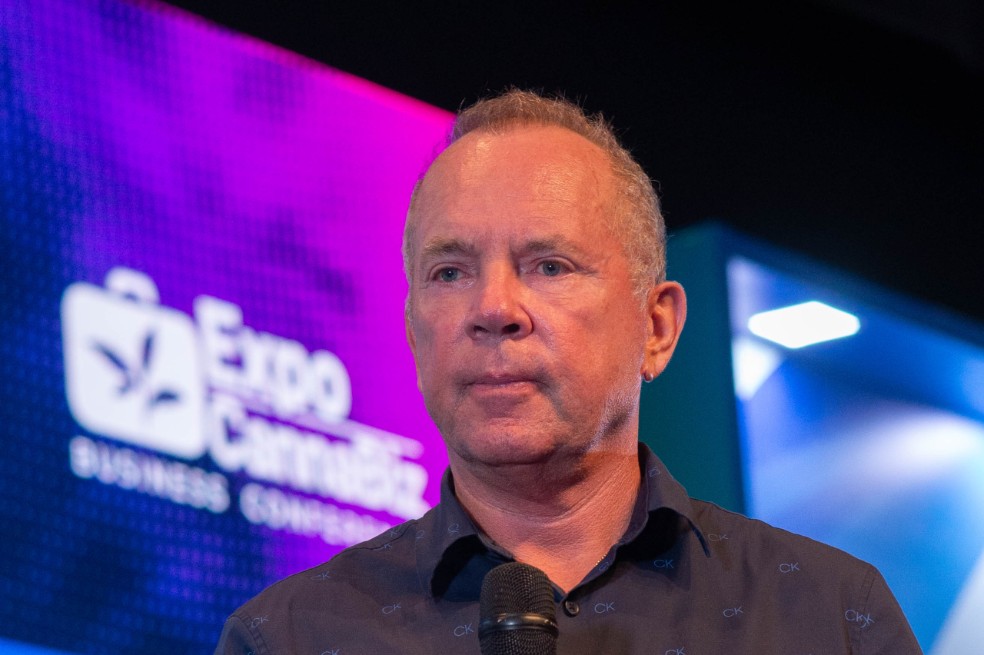 Mitch Lowe, cofundador de Netflix: “necesitamos un último sueño”