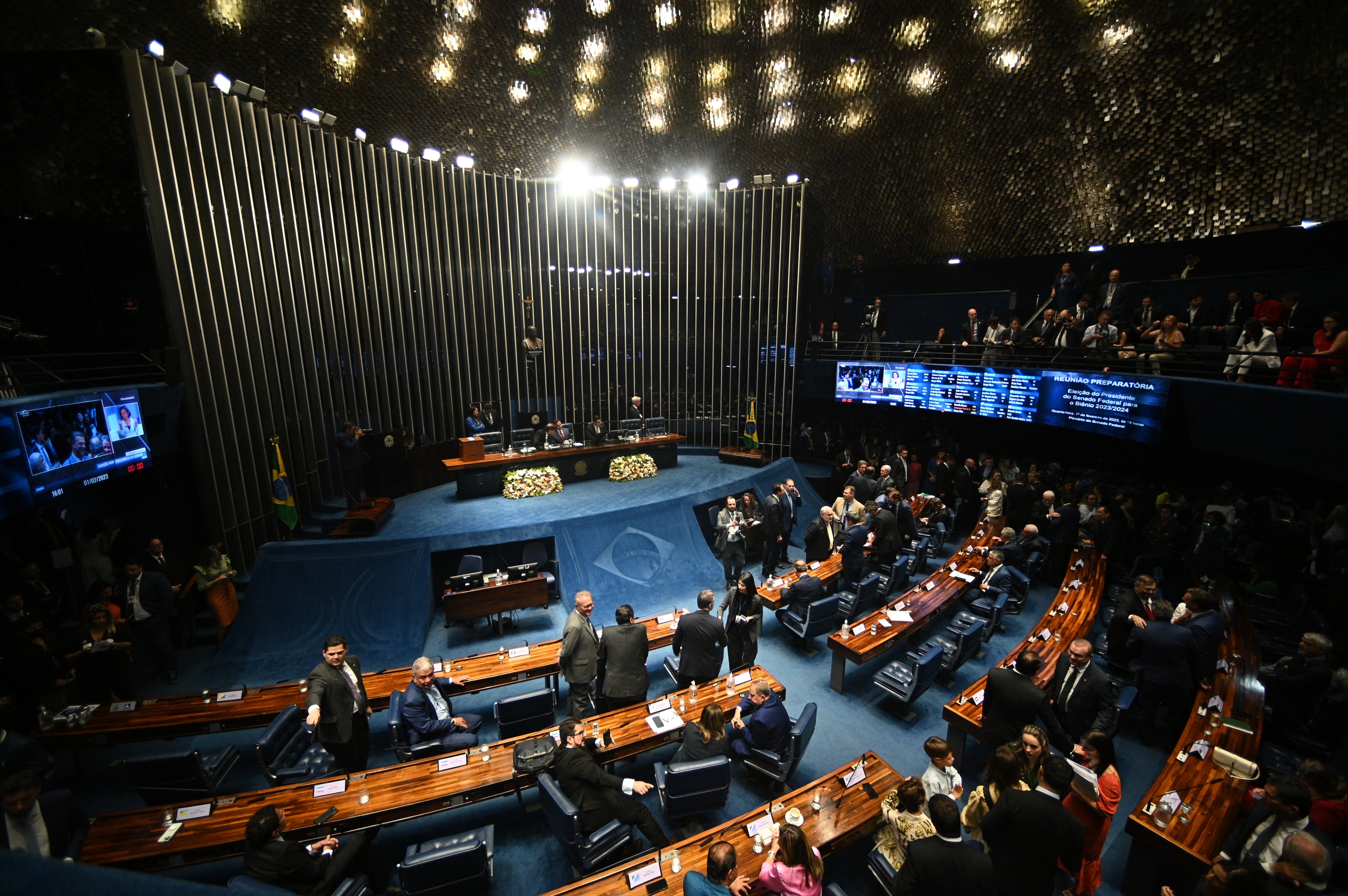 Bolsonarismo clama “Fuera Lula” en la apertura de la nueva legislatura en Brasil