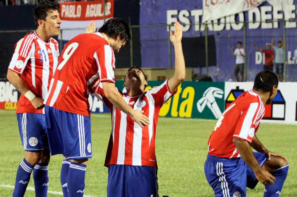 Paraguay se sacudió y venció a Perú en Asunción