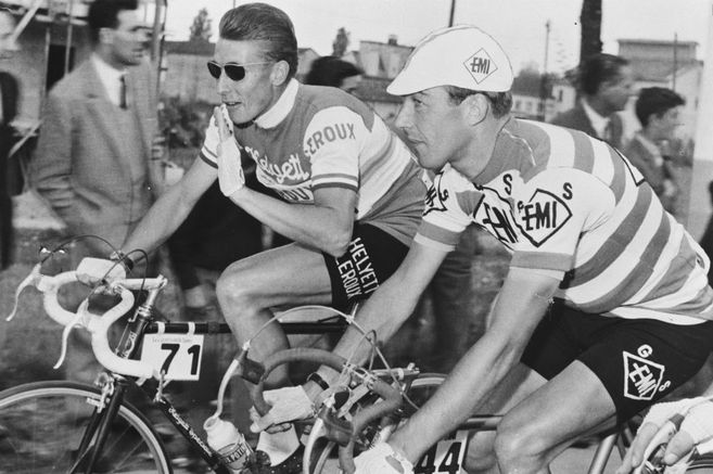 Jacques Anquetil también ganó el Giro de Italia y la Vuelta a España.