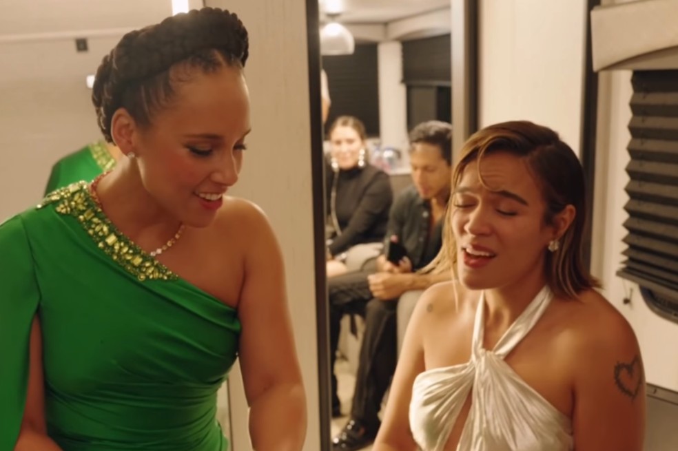 Karol G cantó junto a Alicia Keys. ‘La Bichota’ cumplió su sueño de niña: “No lo creo”