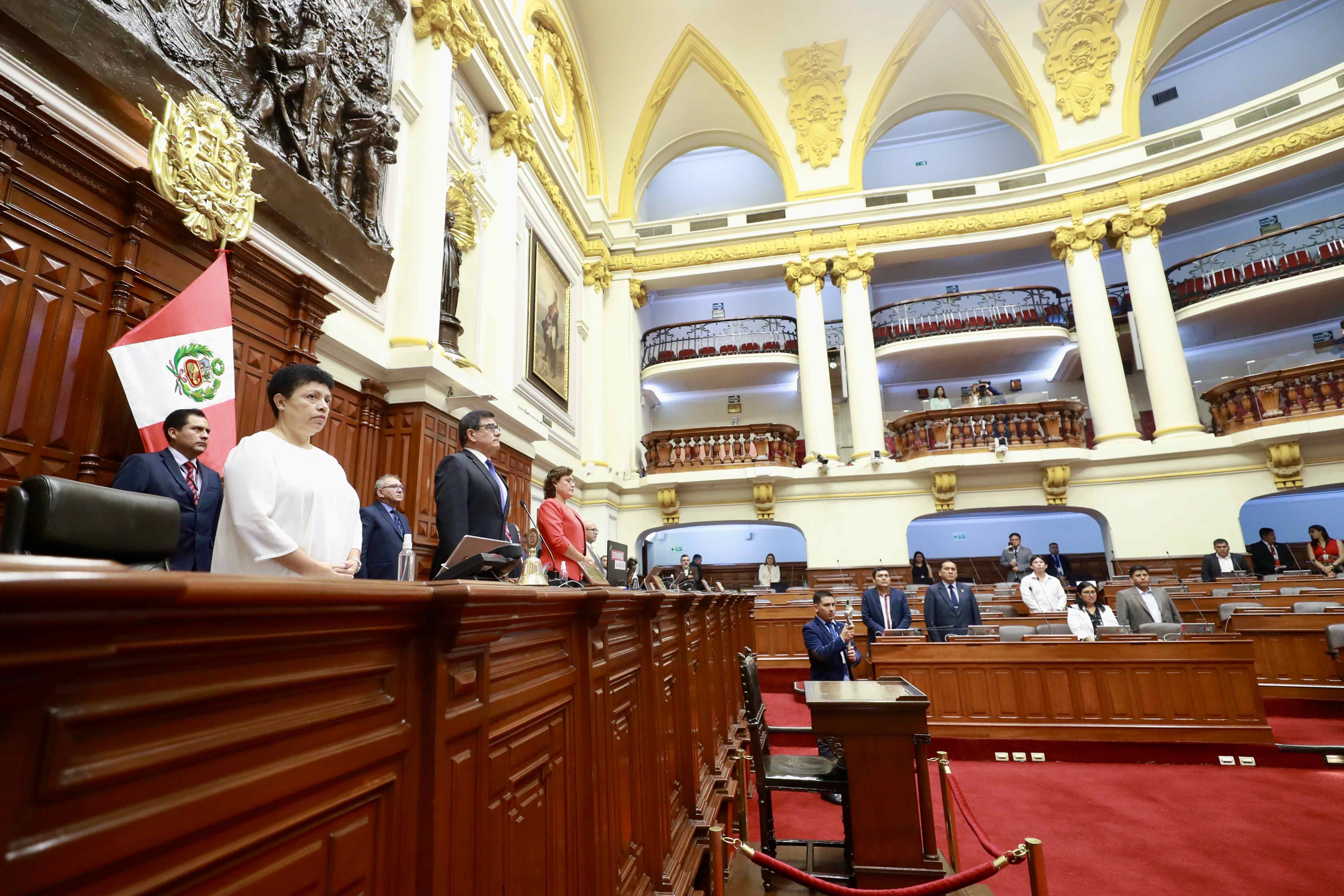 Desacuerdo y preocupación: sigue la pelea entre la Justicia y el Congreso en Perú