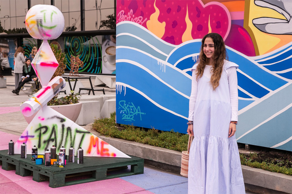 Circuito Arte Moda es un movimiento cultural, que por casi 20 años ha buscado cumplir con el propósito contribuir al desarrollo y promulgación del arte en sus diferentes expresiones. Este movimiento marca país, que ha tenido impacto a nivel internacional y nacional, ha apoyado a cientos de artistas emergentes y talentos que representan gran parte de la industria creativa, contribuyendo a su reconocimiento y visibilidad.
