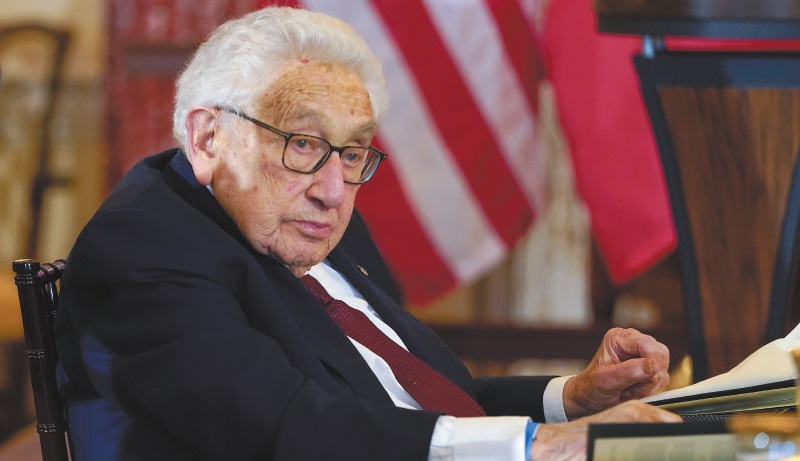 Kissinger, el mito roto de la diplomacia: ¿por qué su figura produce división?