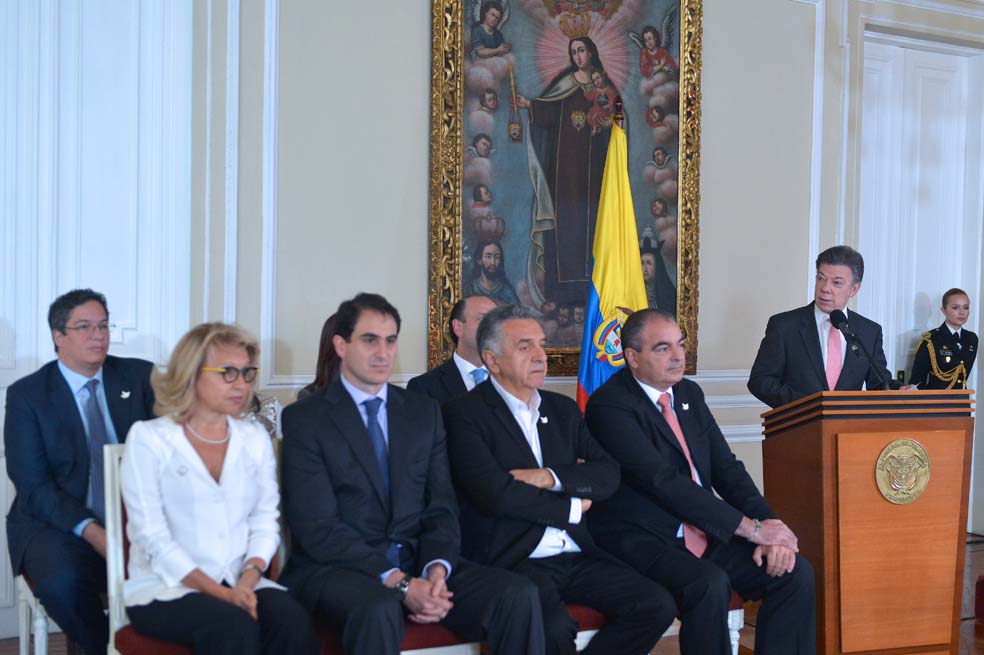 Un gobierno dividido en tres