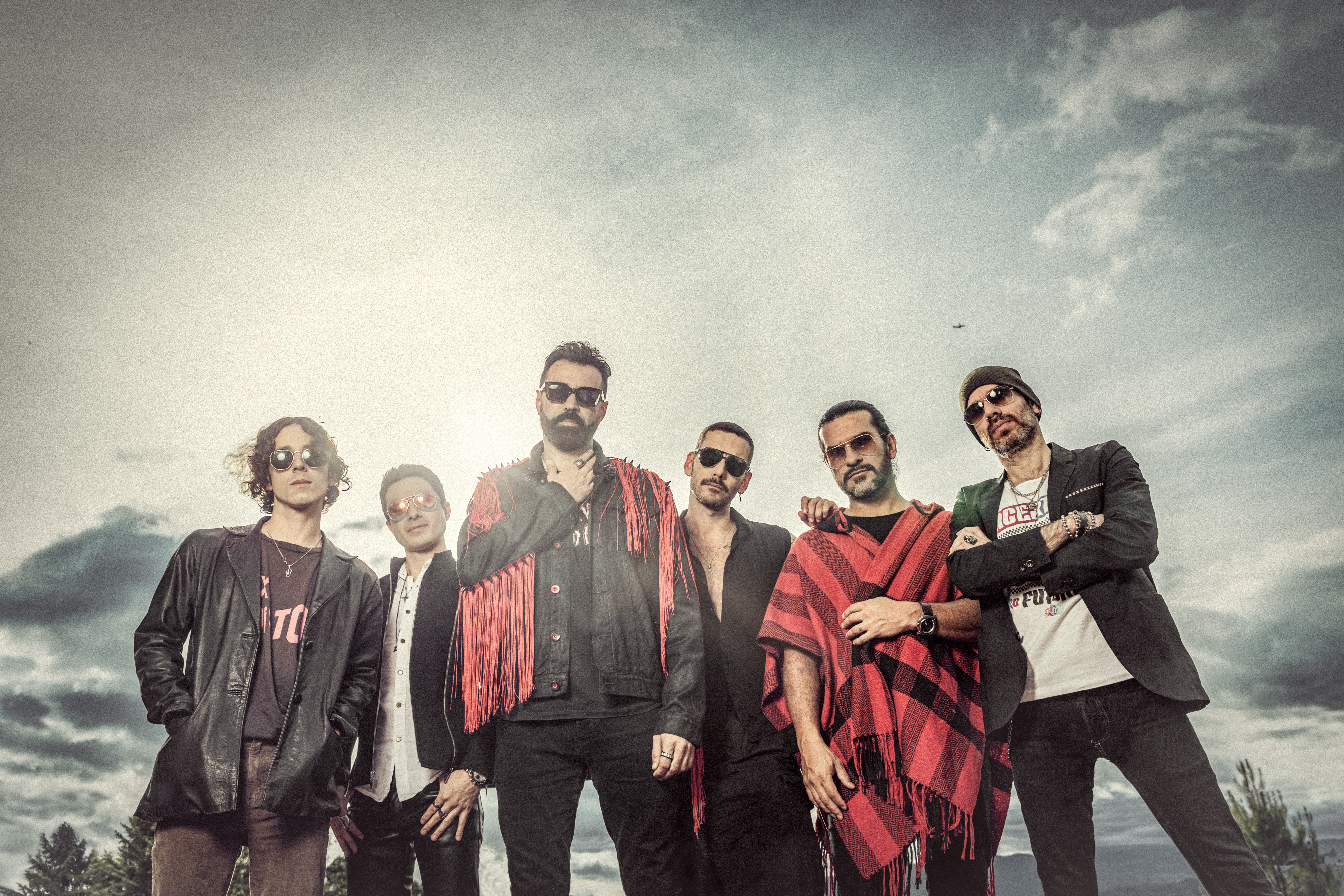 The Mills se une al grande del Bolero-HipHop, SANTU, en ‘Eres’ (Lado B)