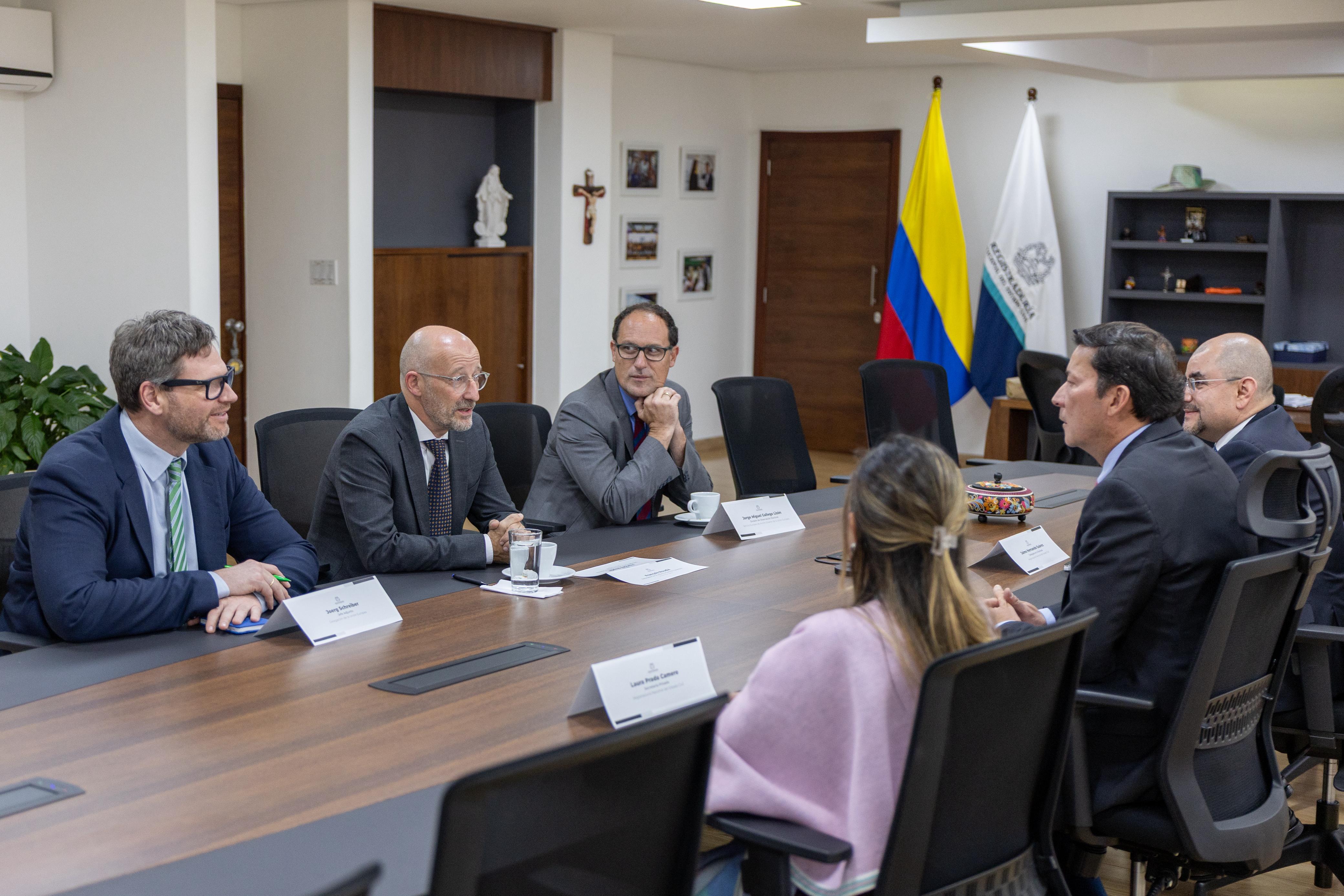 Registraduría se reunió con misión exploratoria de la Unión Europea por elecciones