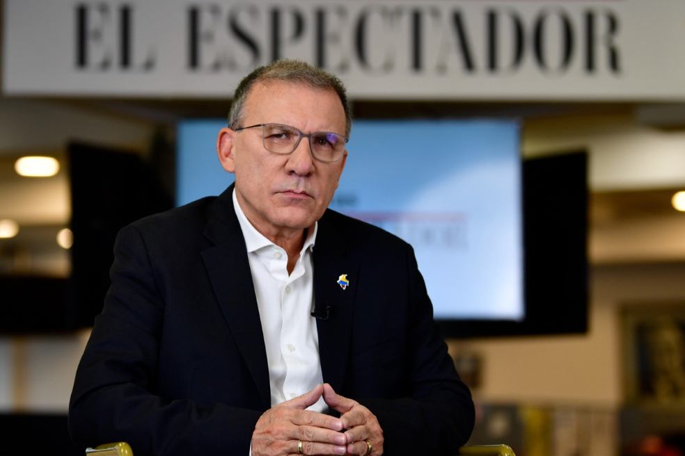 “El presidente necesita ministros que trabajen más y que trinen menos”: Roy Barreras