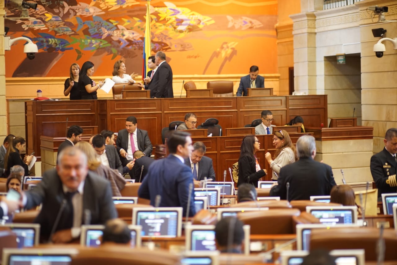 Piden revocar acto administrativo que hundió curules para víctimas