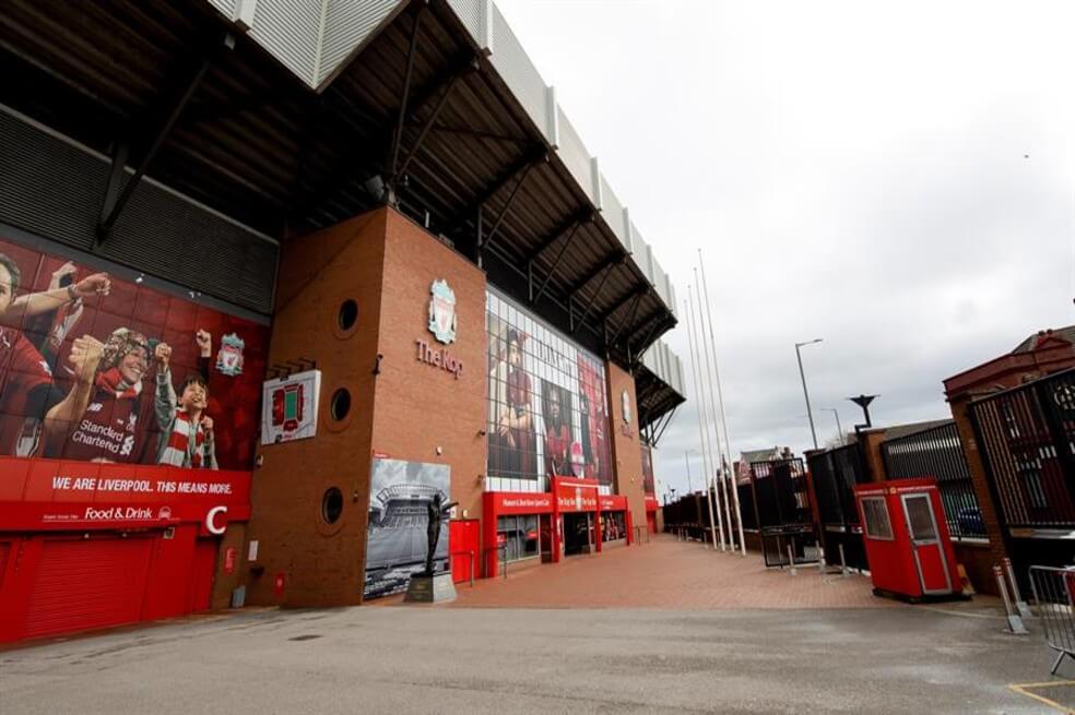 El Liverpool pone la seguridad de Anfield a disposición de los supermercados