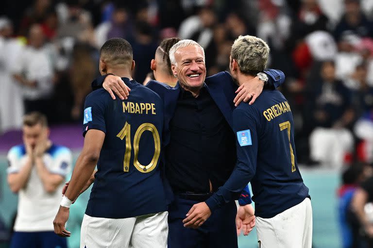 Didier Deschamps renovó contrato con Francia y estará hasta el mundial de 2026