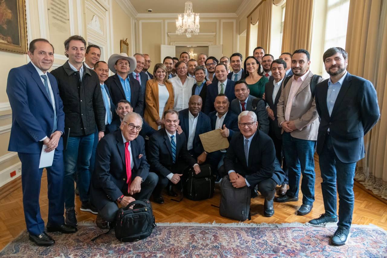 “El Metro continuará”: Claudia López tras reunión de Asocapitales con el presidente Petro